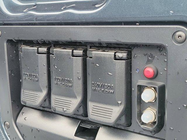 Chevrolet Silverado EV  2026