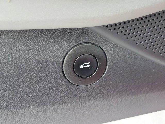 Chevrolet Camaro  2023