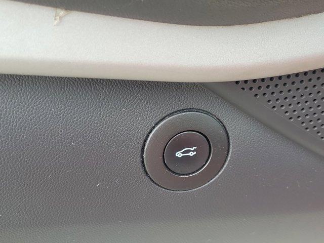 Chevrolet Camaro  2023