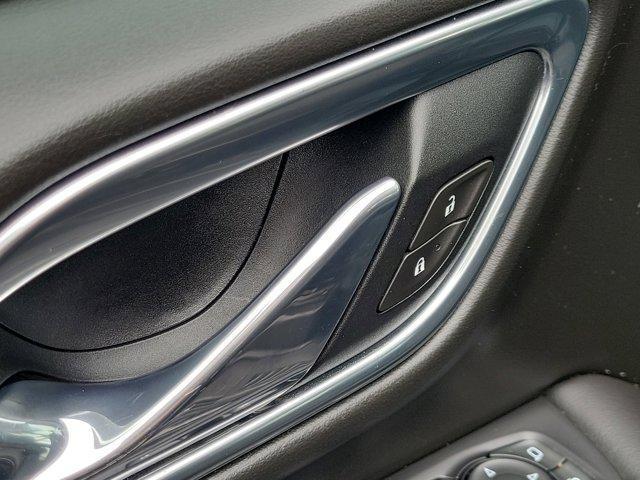 Chevrolet Tahoe  2021