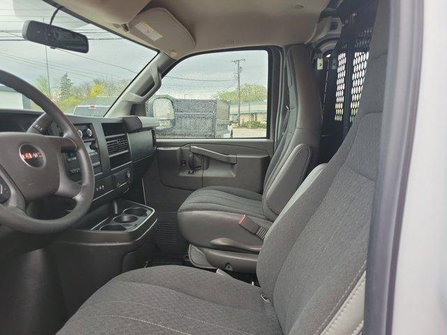 GMC Savana  2024