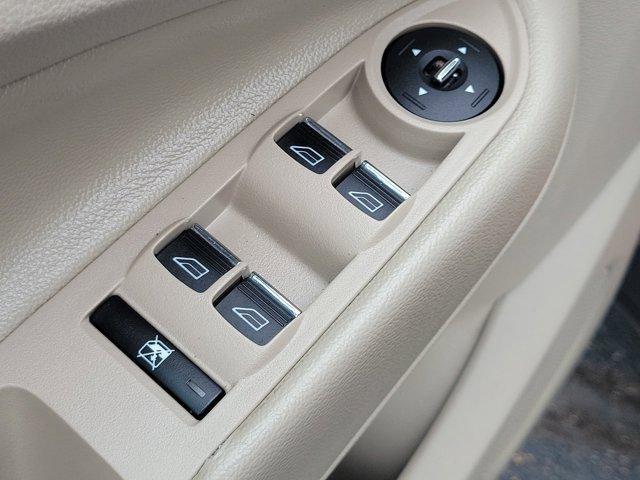 Ford Escape  2014