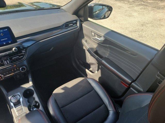 Ford Escape  2025