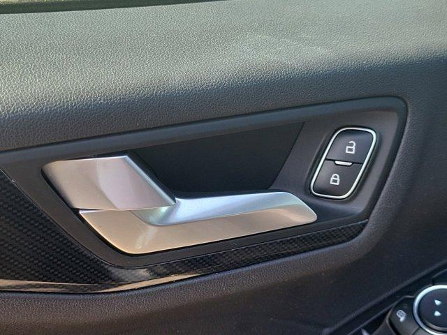Ford Escape  2025