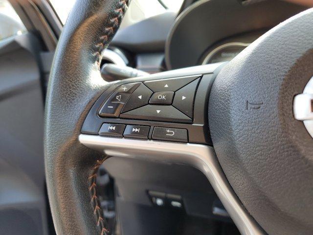 Nissan Versa  2020