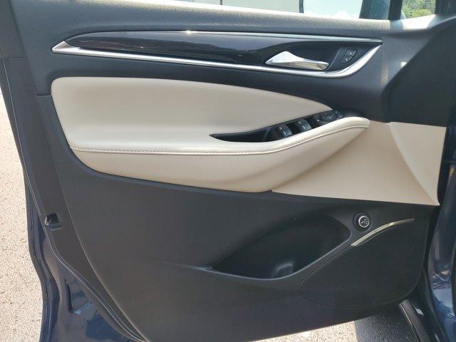 Buick Enclave  2023