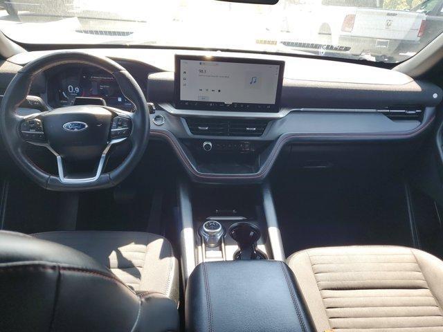 Ford Explorer  2025