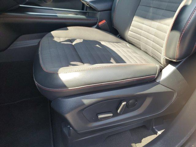 Ford Explorer  2025