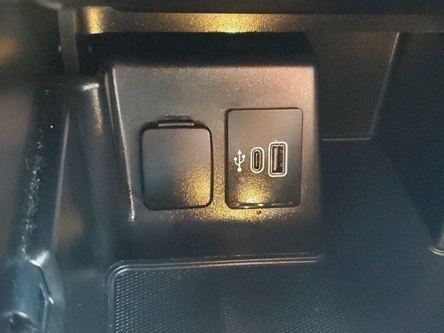 Ford Explorer  2025