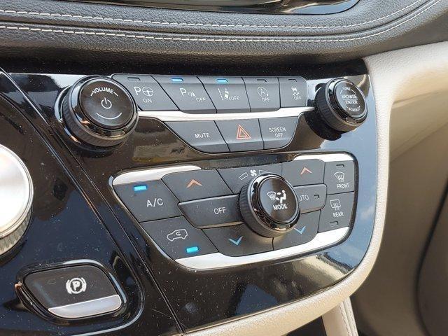 Chrysler Pacifica  2021