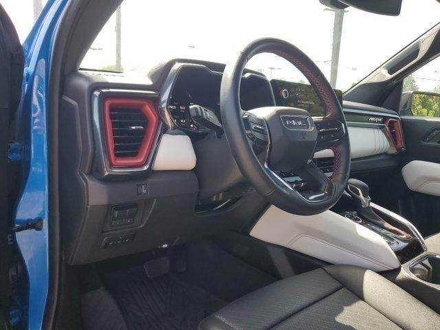 GMC Canyon  2024