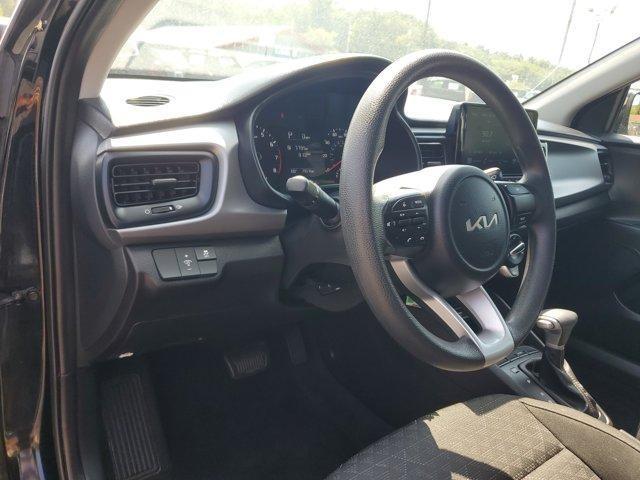 Kia Rio  2023