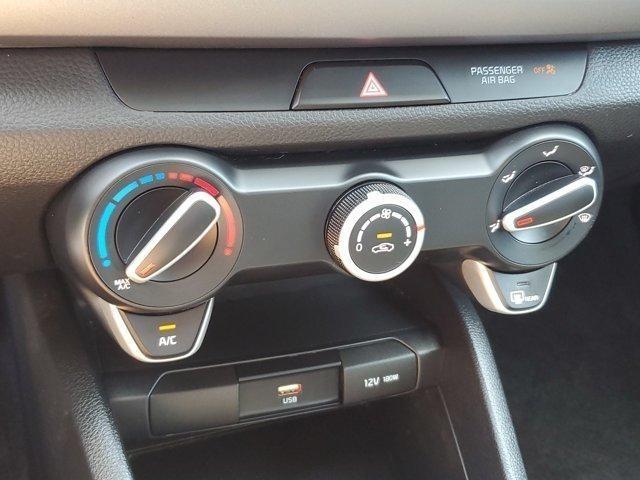Kia Rio  2023