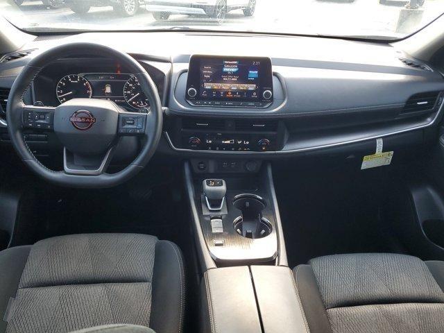 Nissan Rogue  2025