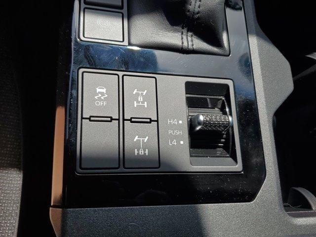 Toyota Land Cruiser  2025