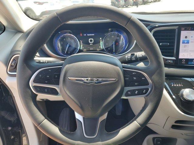 Chrysler Pacifica  2024