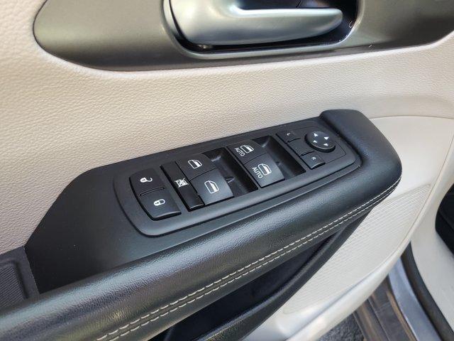Chrysler Pacifica  2023