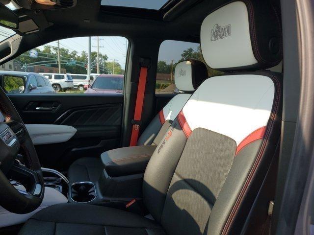 GMC Canyon  2025