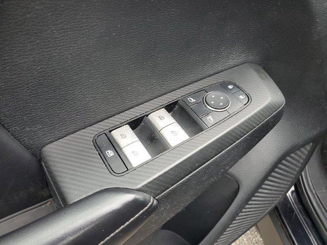 Mitsubishi Outlander  2022