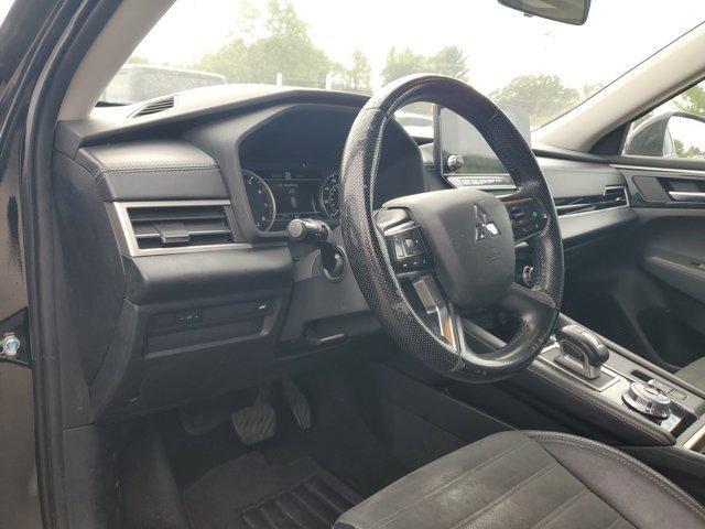 Mitsubishi Outlander  2022
