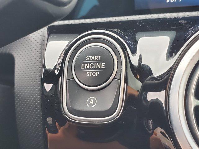 Mercedes-Benz CLA-Class  2025