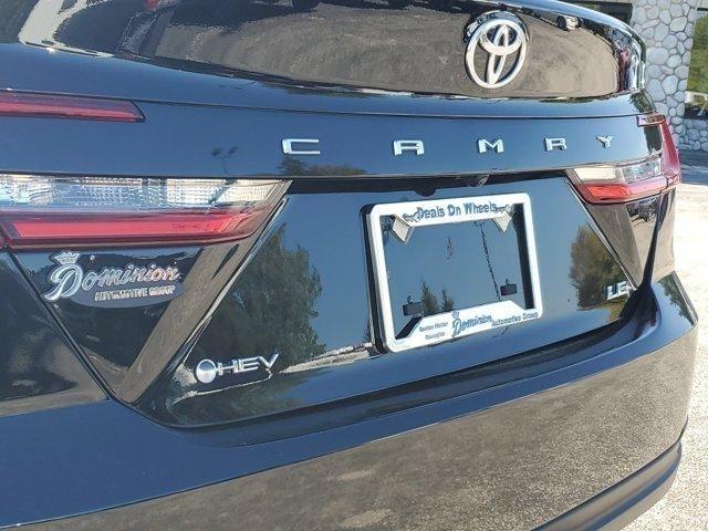 Toyota Camry Hybrid  2025