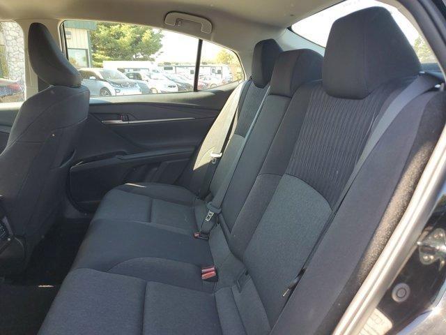 Toyota Camry Hybrid  2025
