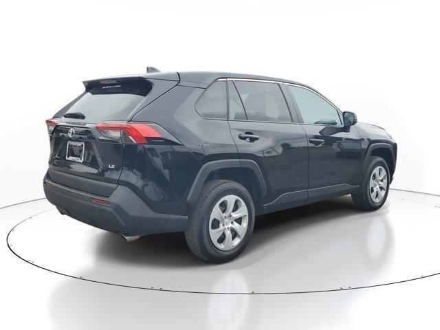 Toyota RAV4  2025