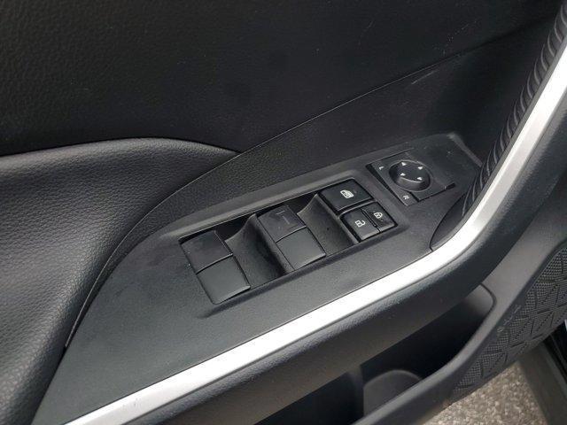 Toyota RAV4  2025