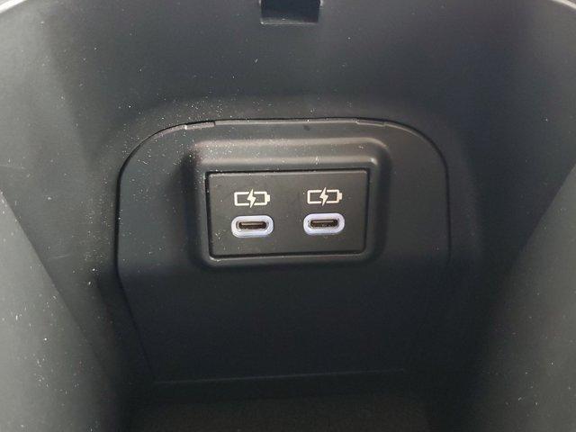 Toyota RAV4  2025