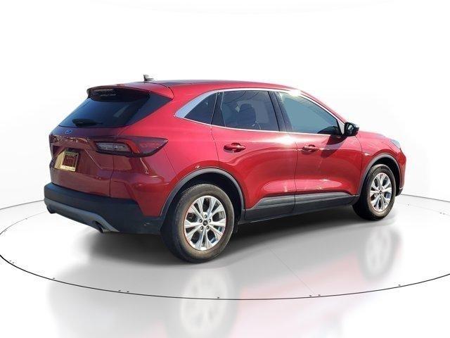 Ford Escape  2023