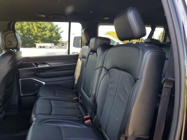Jeep Wagoneer L  2024