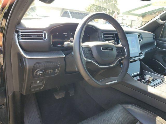 Jeep Wagoneer L  2024