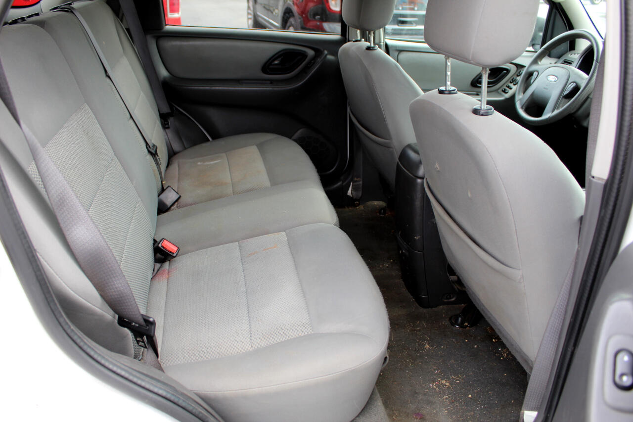Ford Escape 4dr 3.0L XLT 4WD 2006 Ford Escape 4dr 3.0L XLT 4WD 2006