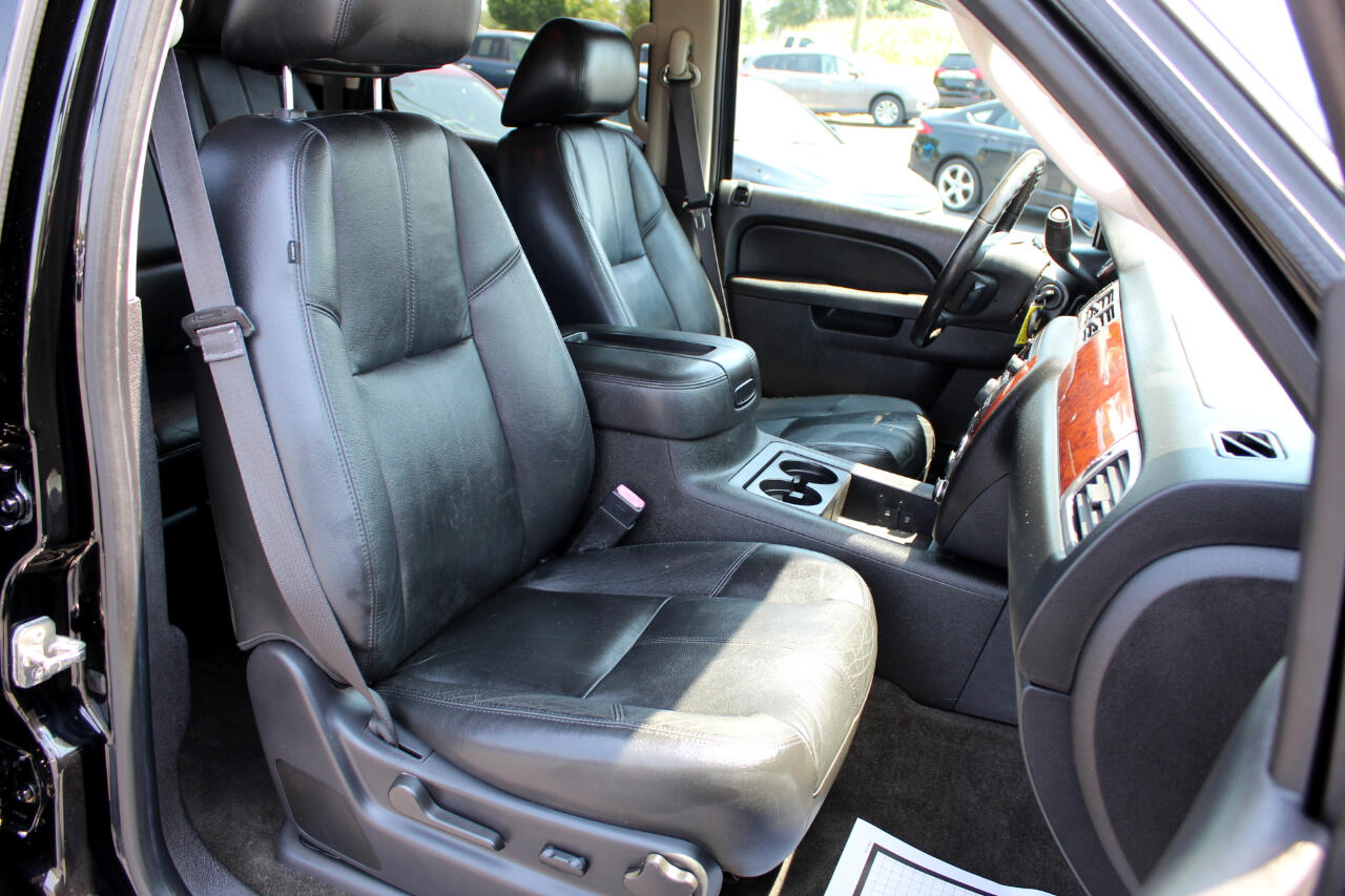 2013 Chevrolet Tahoe LT photo 23