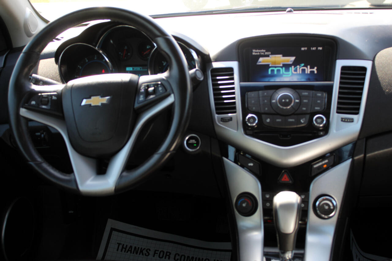 Chevrolet Cruze 4dr Sdn LTZ 2015 Chevrolet Cruze 4dr Sdn LTZ 2015