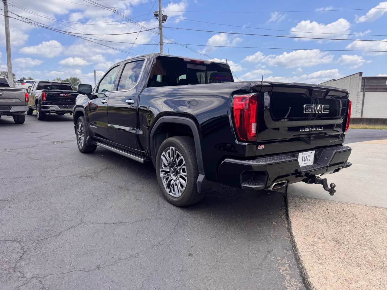 GMC Sierra 1500 Denali Crew Cab 4WD 2022