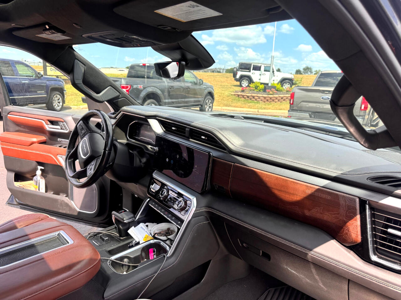 GMC Sierra 1500 Denali Crew Cab 4WD 2022