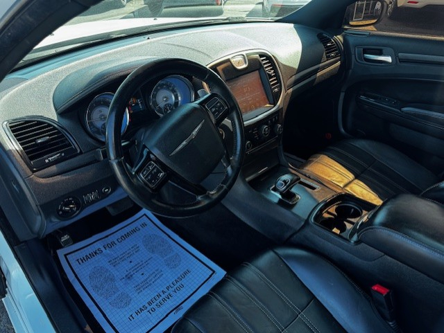 Chrysler 300 4dr Sdn 300S RWD 2014 Chrysler 300 4dr Sdn 300S RWD 2014