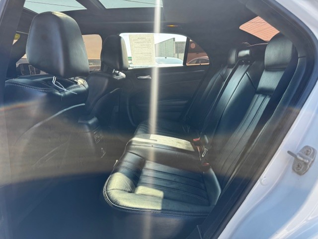 Chrysler 300 4dr Sdn 300S RWD 2014 Chrysler 300 4dr Sdn 300S RWD 2014