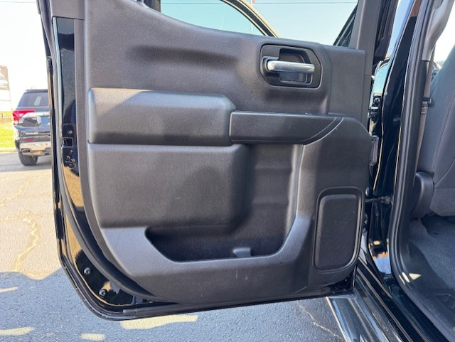 Chevrolet Silverado 1500 4WD Crew Cab 147" LT 2020 Chevrolet Silverado 1500 4WD Crew Cab 147" LT 2020