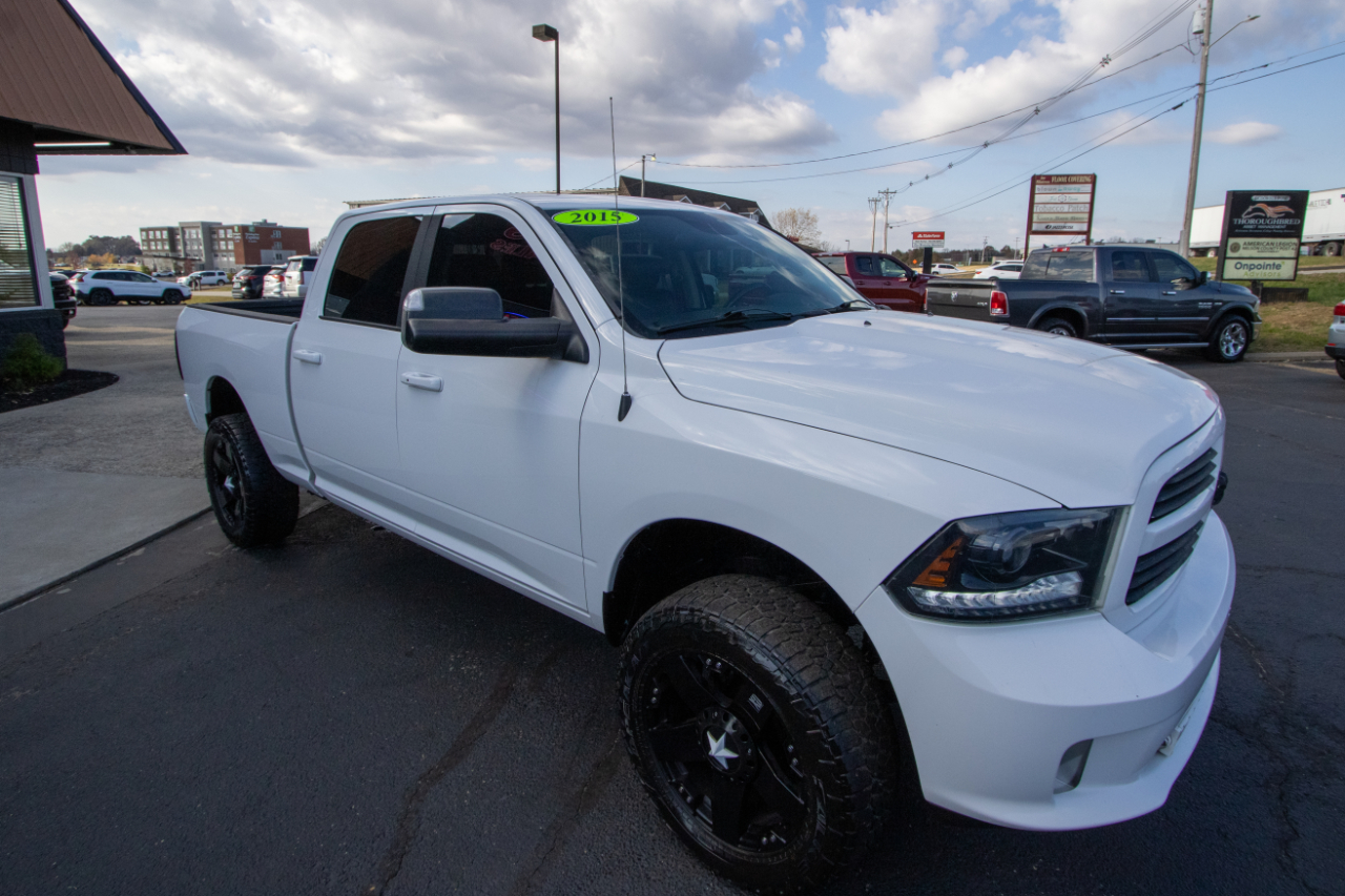 RAM 1500 4WD Crew Cab 149" Sport 2015