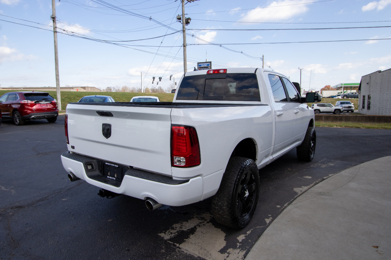 RAM 1500 4WD Crew Cab 149" Sport 2015