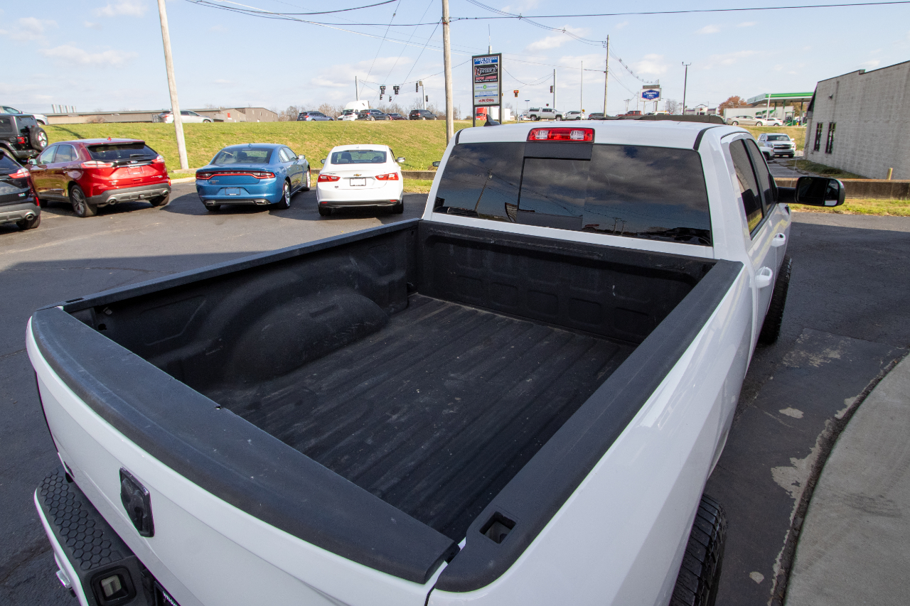 RAM 1500 4WD Crew Cab 149" Sport 2015