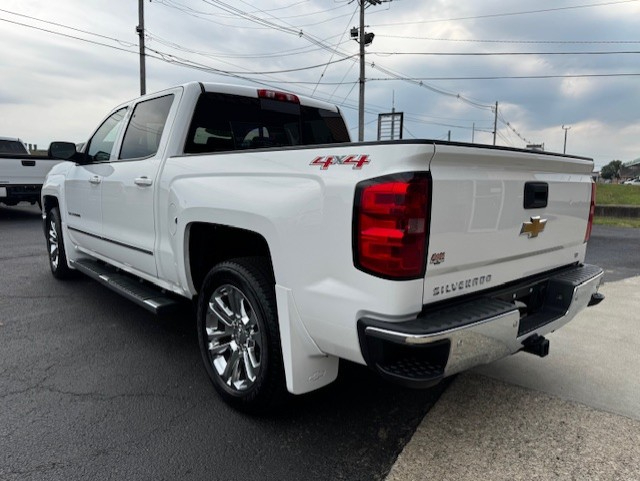 Chevrolet Silverado 1500 4WD Crew Cab 143.5" LT w/1LT 2015 Chevrolet Silverado 1500 4WD Crew Cab 143.5" LT w/1LT 2015