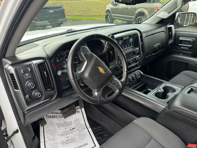 Chevrolet Silverado 1500 4WD Crew Cab 143.5" LT w/1LT 2015 Chevrolet Silverado 1500 4WD Crew Cab 143.5" LT w/1LT 2015