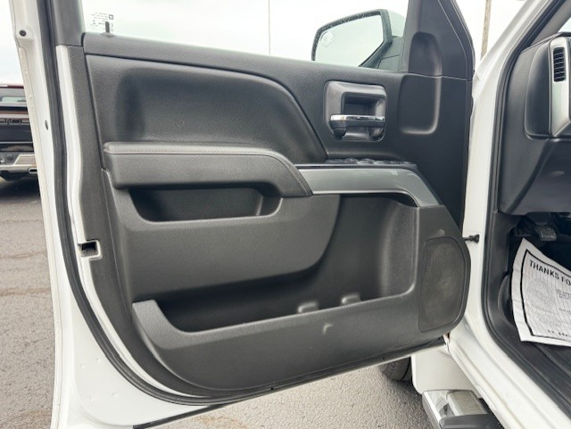 Chevrolet Silverado 1500 4WD Crew Cab 143.5" LT w/1LT 2015 Chevrolet Silverado 1500 4WD Crew Cab 143.5" LT w/1LT 2015