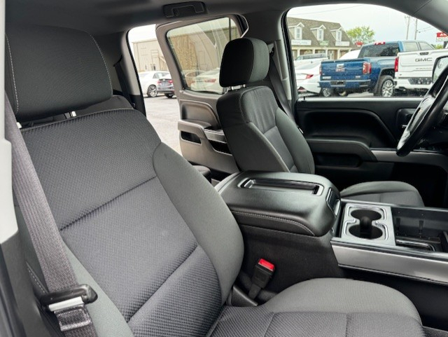 Chevrolet Silverado 1500 4WD Crew Cab 143.5" LT w/1LT 2015 Chevrolet Silverado 1500 4WD Crew Cab 143.5" LT w/1LT 2015