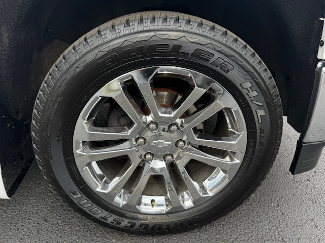 Chevrolet Silverado 1500 4WD Crew Cab 143.5" LT w/1LT 2015 Chevrolet Silverado 1500 4WD Crew Cab 143.5" LT w/1LT 2015