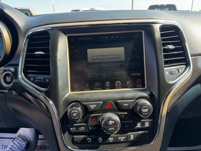 Jeep Grand Cherokee Laredo 4x4 2017 Jeep Grand Cherokee Laredo 4x4 2017